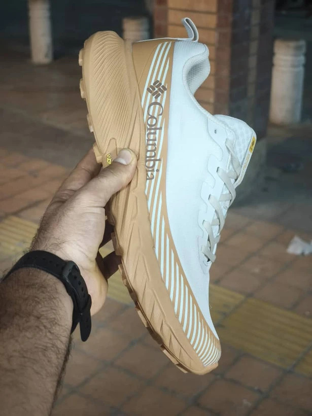 کتونی طبیعت گردی کلمبیا ضدآب/سایز 40 الی 45/Columbia GORE-TEX/ فروش عمده و تک