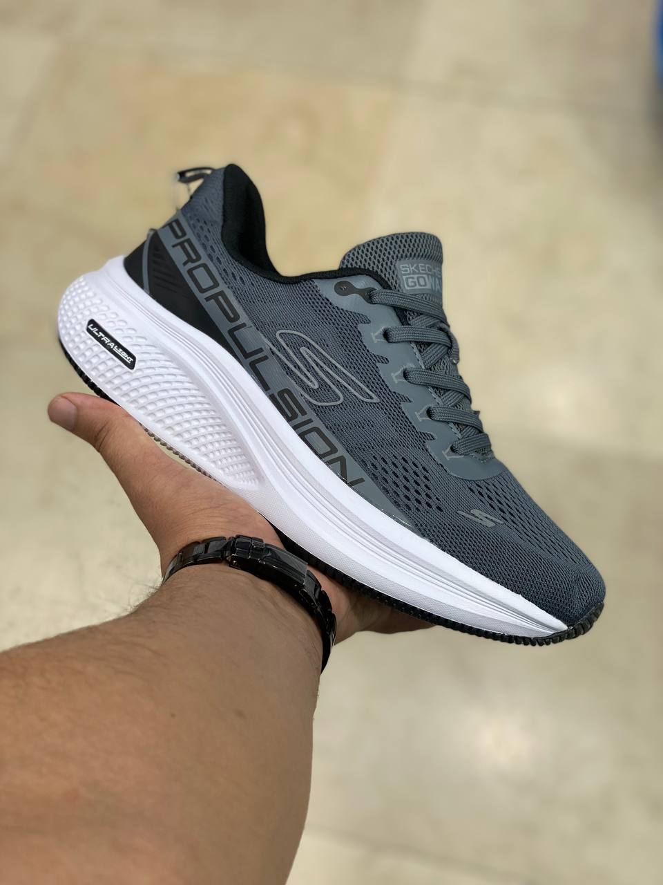 کتونی اسکیچرز  /سایز 40 الی 45/Skechers Go Walk Max Cushioning/ فروش عمده و تک