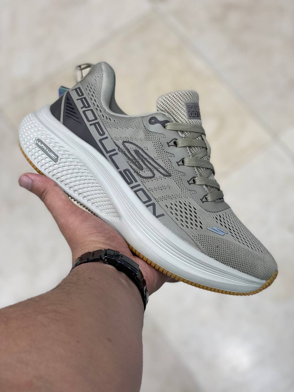 کتونی اسکیچرز  /سایز 40 الی 45/Skechers Go Walk Max Cushioning/ فروش عمده و تک