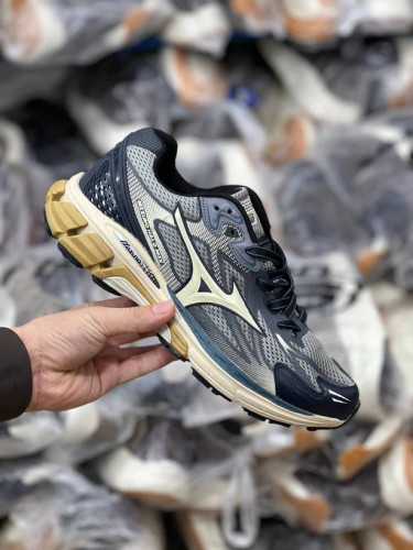 کتونی میزانو هالو میکس مسترکوالیتی/Mizuno Halo Mix/سایز 40 الی 45/ فروش عمده و تک