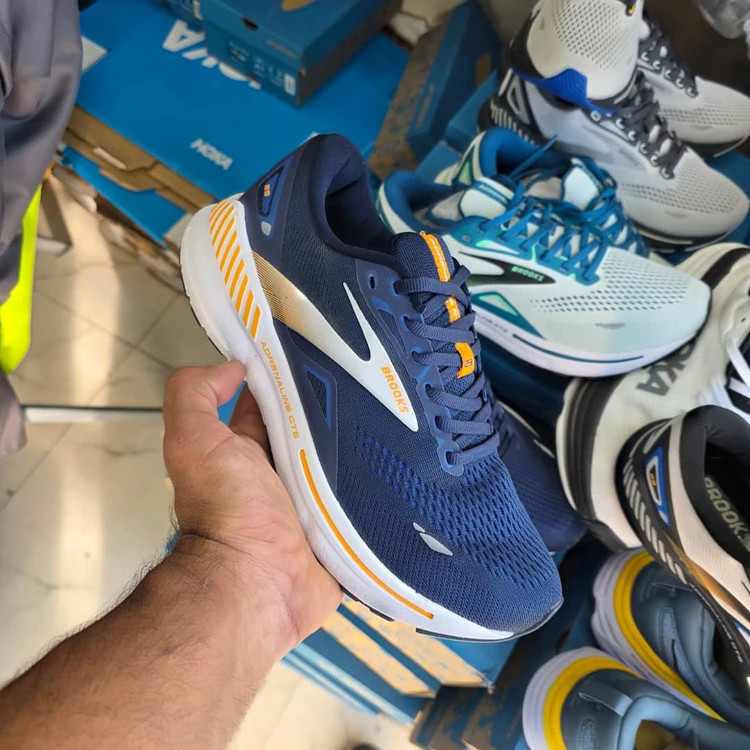 کتونی بروکس آدرنالین جی تی اس 23 مسترکوالیتی /Brooks Adrenaline GTS 23/سایز 40 تا 45/فروش عمده و تک