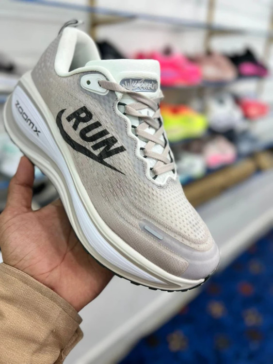 کتونی نایک زوم مسترکوالیتی /Nike Zoom /سایز 40 تا 45/فروش عمده و تک