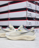 کتونی ساکونی فونیکس اینفرنو 3 مسترکوالیتی/سایز ۴۰ الی ۴۵/ Saucony Phoenix Inferno 3