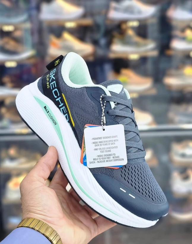 کتونی اسکیچرز مسترکوالیتی/سایز 37 تا 40/Skechers Slip Ins / فروش عمده و تک