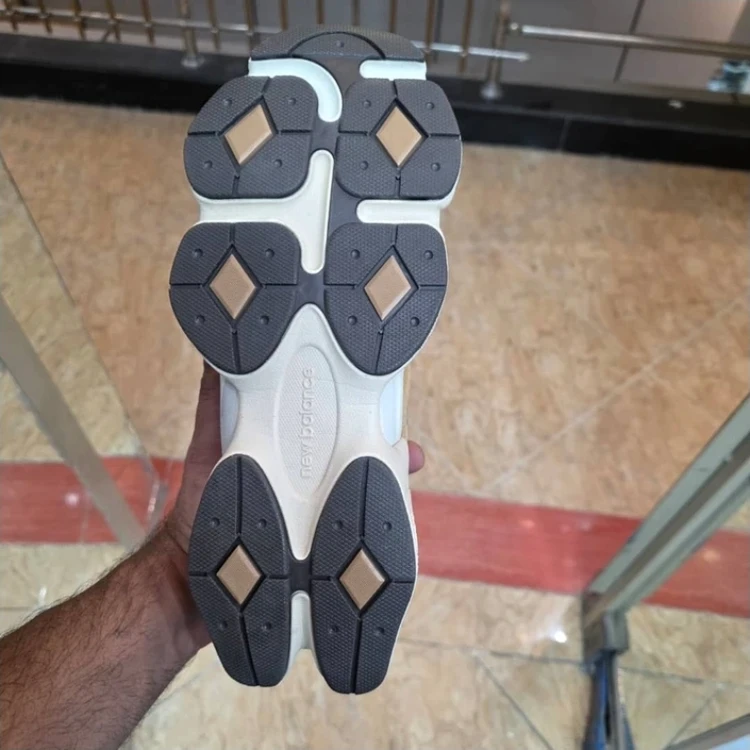 کتونی نیوبالانس 9060 مسترکوالیتی /سایز 38 الی 45/Newbalance 9060/ فروش عمده و تک