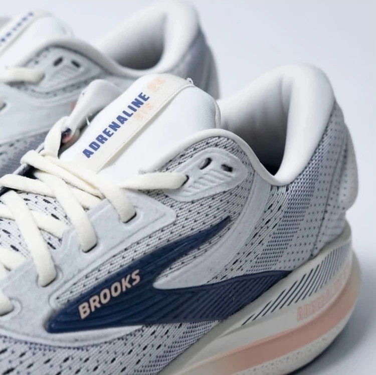 کتونی بروکس آدرنالین جی تی اس 24 مسترکوالیتی /Brooks Adrenaline GTS 24/سایز 40 تا 45/فروش عمده و تک