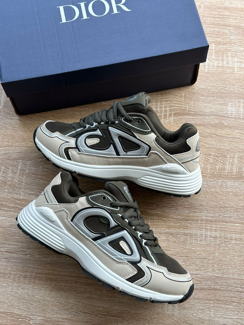 کتونی دیور B30 مسترکوالیتی / سایز 40 الی 45 / Dior B30 / فروش عمده و تک