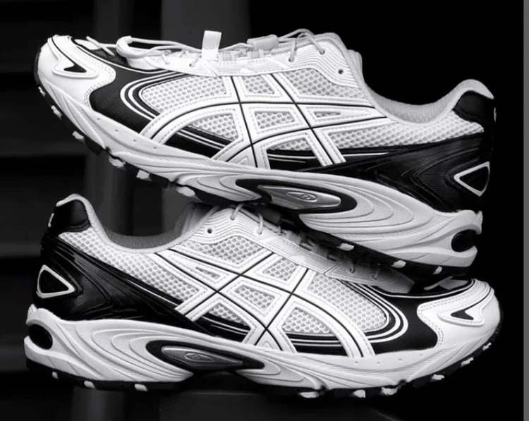 کتونی اسیکس کاهانا تی آر وی 4 /سایز 40 الی 45/ASICS Kahana TR V4/ فروش عمده و تک