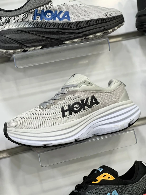 کتونی رانینگ هوکا باندی ۸ مسترکوالیتی /سایز 40 تا 45/ Hoka Bondi 8 / فروش عمده و تک