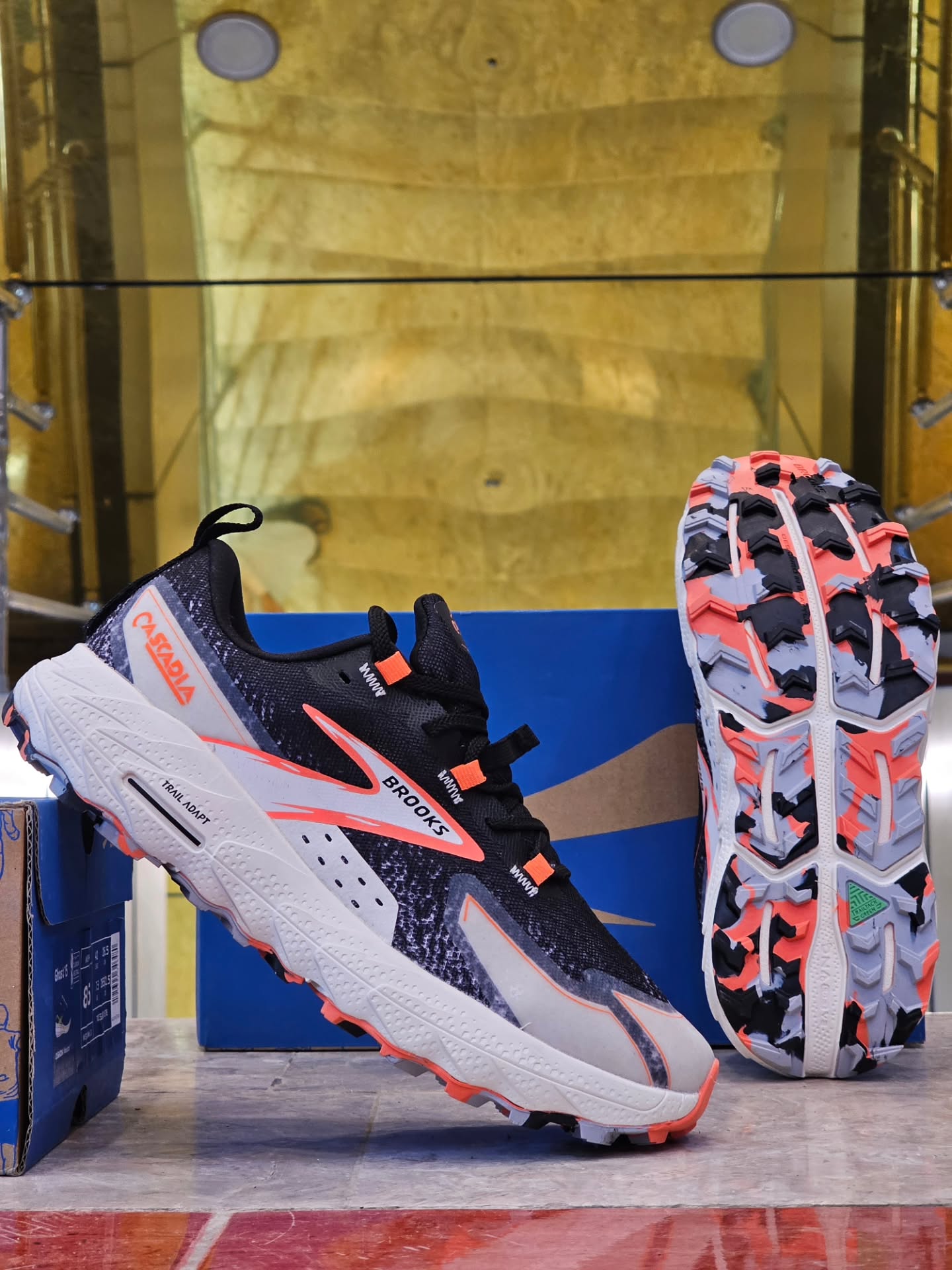 کتونی بروکس کاسکادیا 18 مسترکوالیتی / Brooks Cascadia 18 / سایز 40 تا 45 / فروش عمده و تک