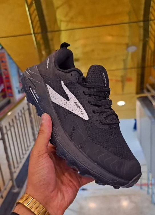 کتونی بروکس کاسکادیا 17 مسترکوالیتی / Brooks Cascadia 17 / سایز 40 تا 45 / فروش عمده و تک