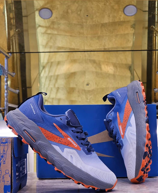 کتونی بروکس کاسکادیا 17 مسترکوالیتی / Brooks Cascadia 17 / سایز 40 تا 45 / فروش عمده و تک