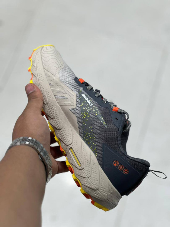 کتونی بروکس کاسکادیا 17 مسترکوالیتی / Brooks Cascadia 17 / سایز 40 تا 45 / فروش عمده و تک