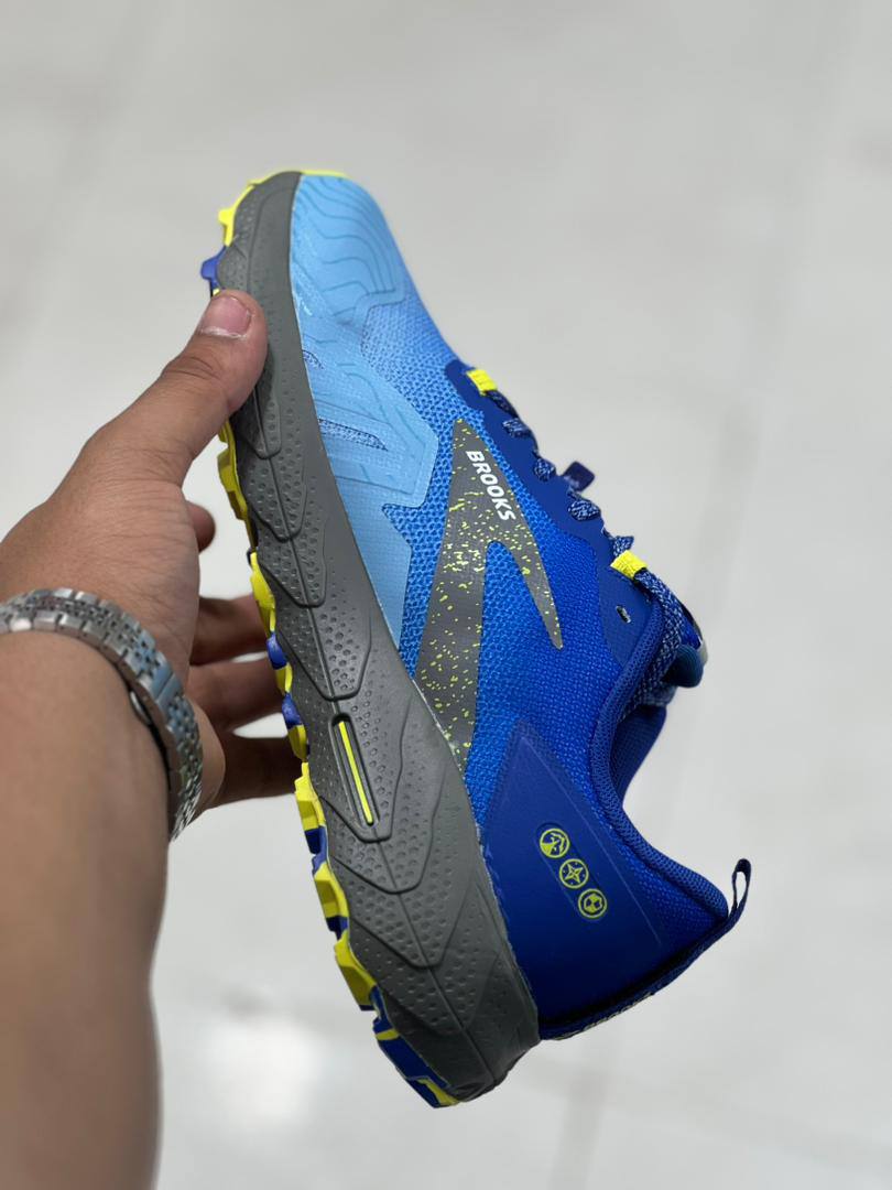 کتونی بروکس کاسکادیا 17 مسترکوالیتی / Brooks Cascadia 17 / سایز 40 تا 45 / فروش عمده و تک