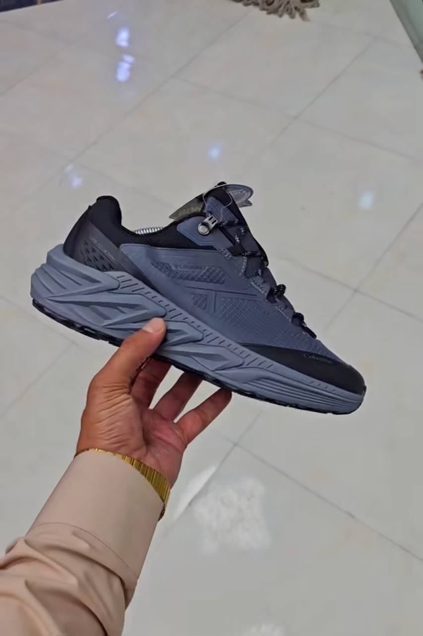 کتونی طبیعت گردی کلمبیا ضدآب/سایز 40 الی 45/Columbia GORE-TEX/ فروش عمده و تک