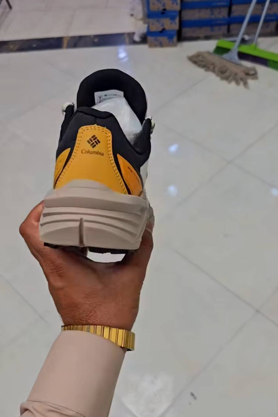 کتونی طبیعت گردی کلمبیا ضدآب/سایز 40 الی 45/Columbia GORE-TEX/ فروش عمده و تک