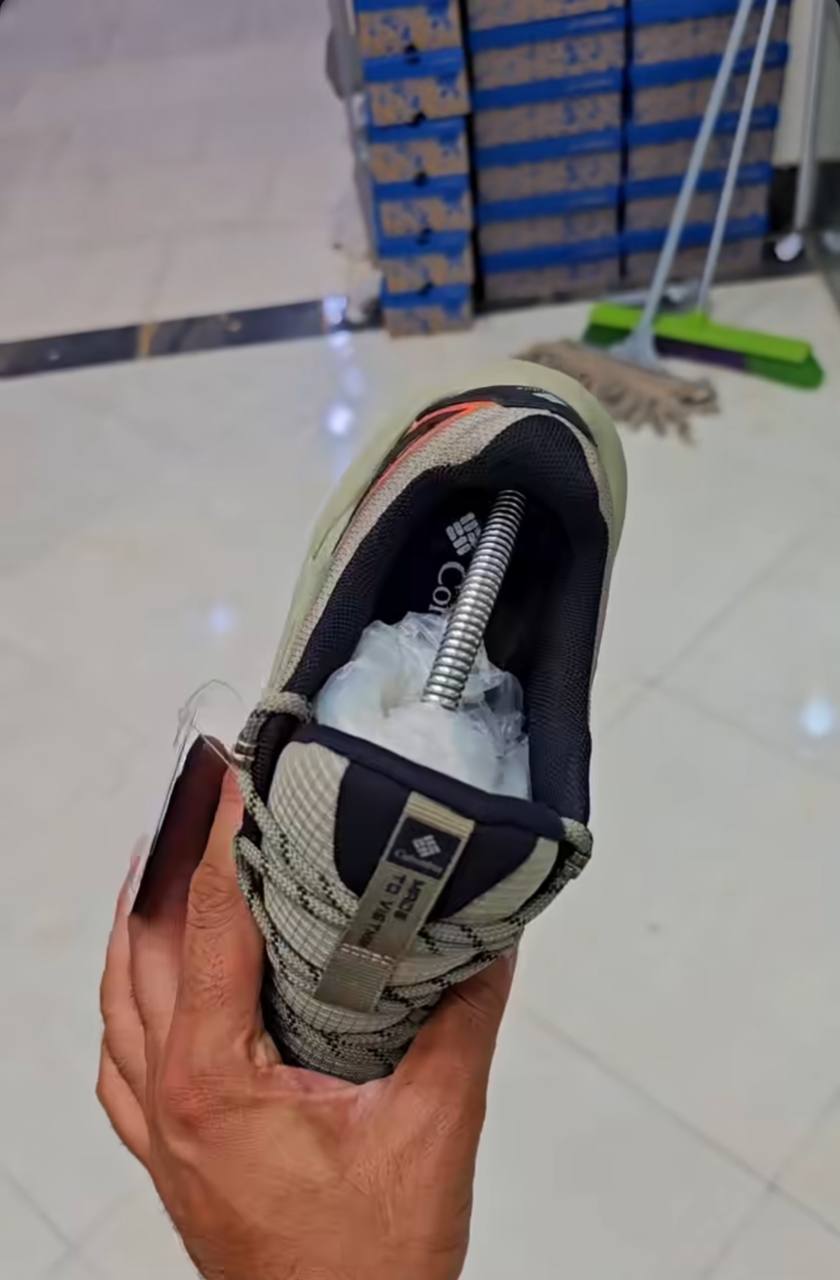 کتونی طبیعت گردی کلمبیا ضدآب/سایز 40 الی 45/Columbia GORE-TEX/ فروش عمده و تک