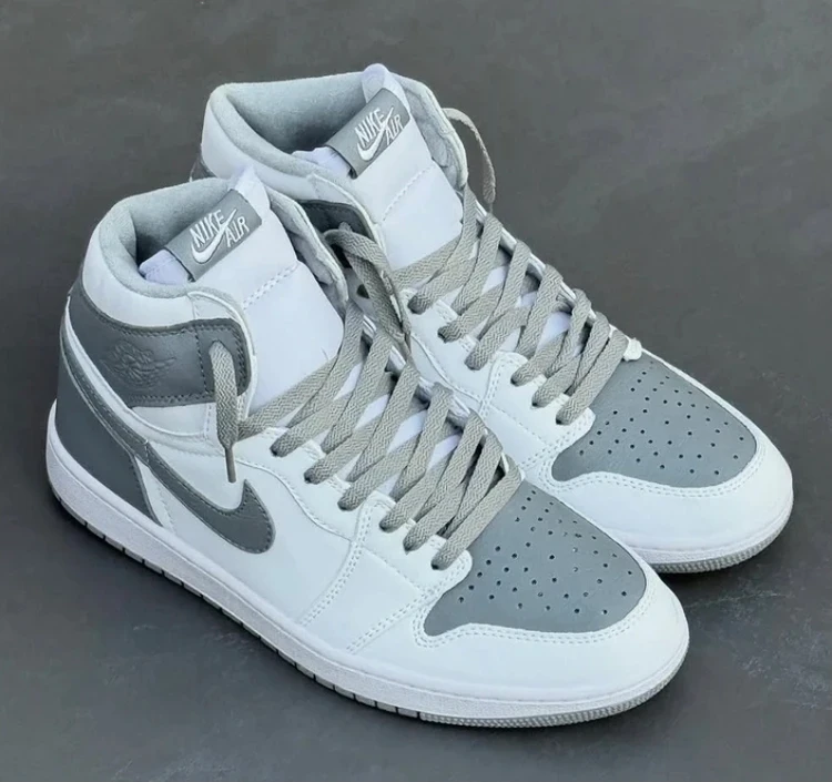 کتونی  نایک ایر جردن 1 مسترکوالیتی/سایز 40 الی 45/Nike Air Jordan 1/ فروش عمده و تک