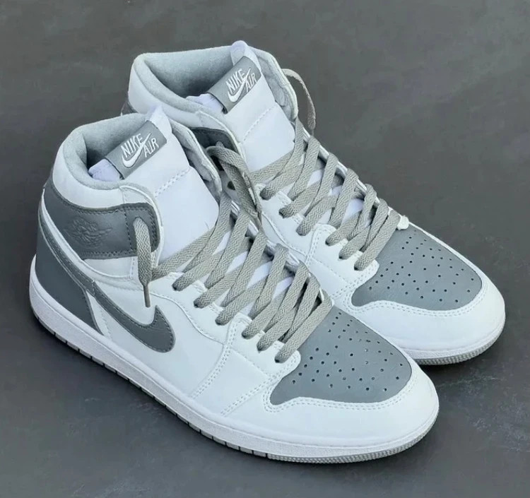 کتونی نایک ایر جردن 1 مسترکوالیتی/سایز 40 الی 45/Nike Air Jordan 1/ فروش عمده و تک