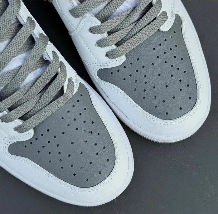 کتونی نایک ایر جردن 1 مسترکوالیتی/سایز 40 الی 45/Nike Air Jordan 1/ فروش عمده و تک