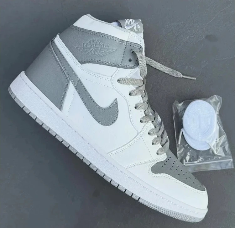 کتونی نایک ایر جردن 1 مسترکوالیتی/سایز 40 الی 45/Nike Air Jordan 1/ فروش عمده و تک