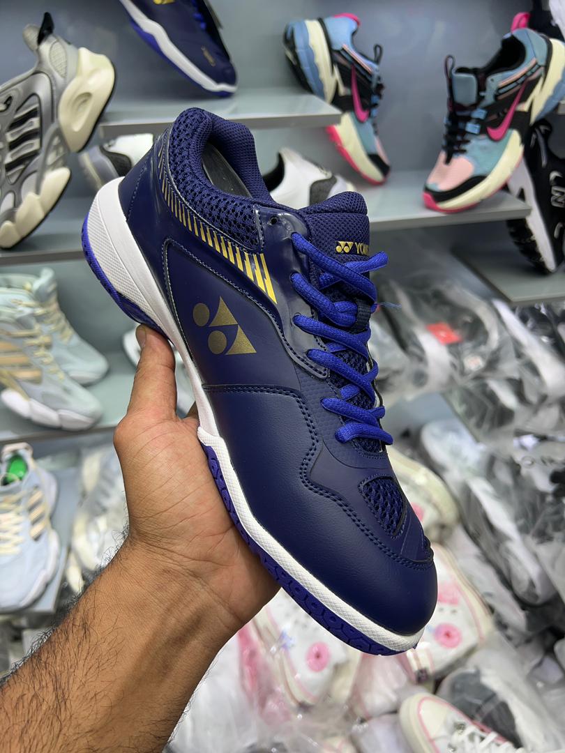 کتونی یانکس مخصوص بدمینتون مسترکوالیتی /سایز 38 الی 45/ Yonex Power Cushion 65 Z2 / فروش عمده و تک