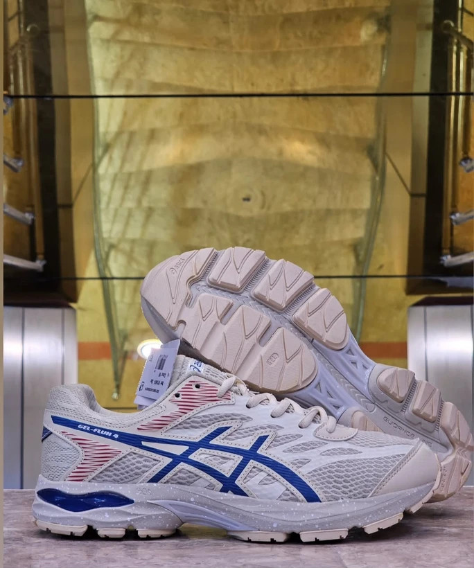 کتونی اسیکس ژل فلاکس 4 مسترکوالیتی /سایز 40 الی 45/Asics Gel-Flux 4/ فروش عمده و تک