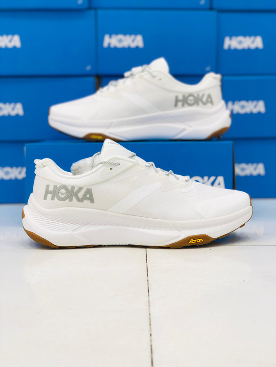 کتونی هوکا زیره ویبرام ضد آب/Hoka transport vibram