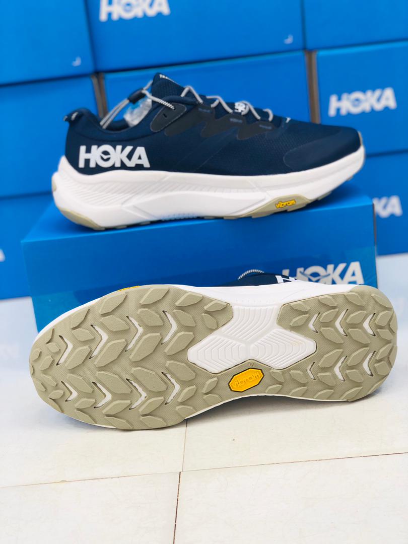 کتونی هوکا  زیره ویبرام ضد آب/Hoka transport vibram