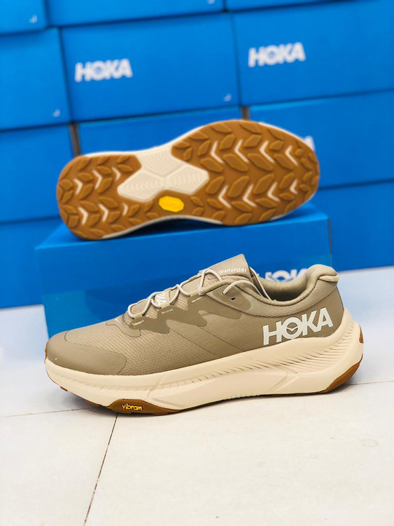 کتونی هوکا زیره ویبرام ضد آب/Hoka transport vibram