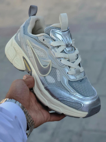 کتونی نایک وی فایو کی مسترکوالیتی /سایز 40 الی 45/Nike V5k Run/ فروش عمده و تک