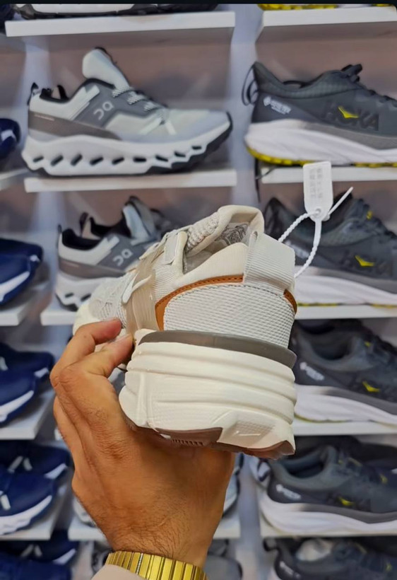 کتونی نایک وی تو کی / سایز 37 الی 40 / Nike V2k Run / فروش عمده و تک