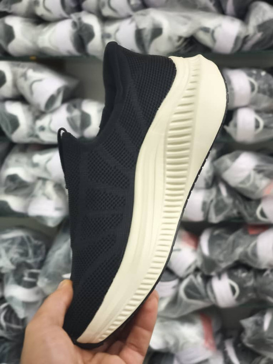 کتونی اسکیچرز مسترکوالیتی بدون بند/سایز 37 تا 40/Skechers Slip Ins / فروش عمده و تک