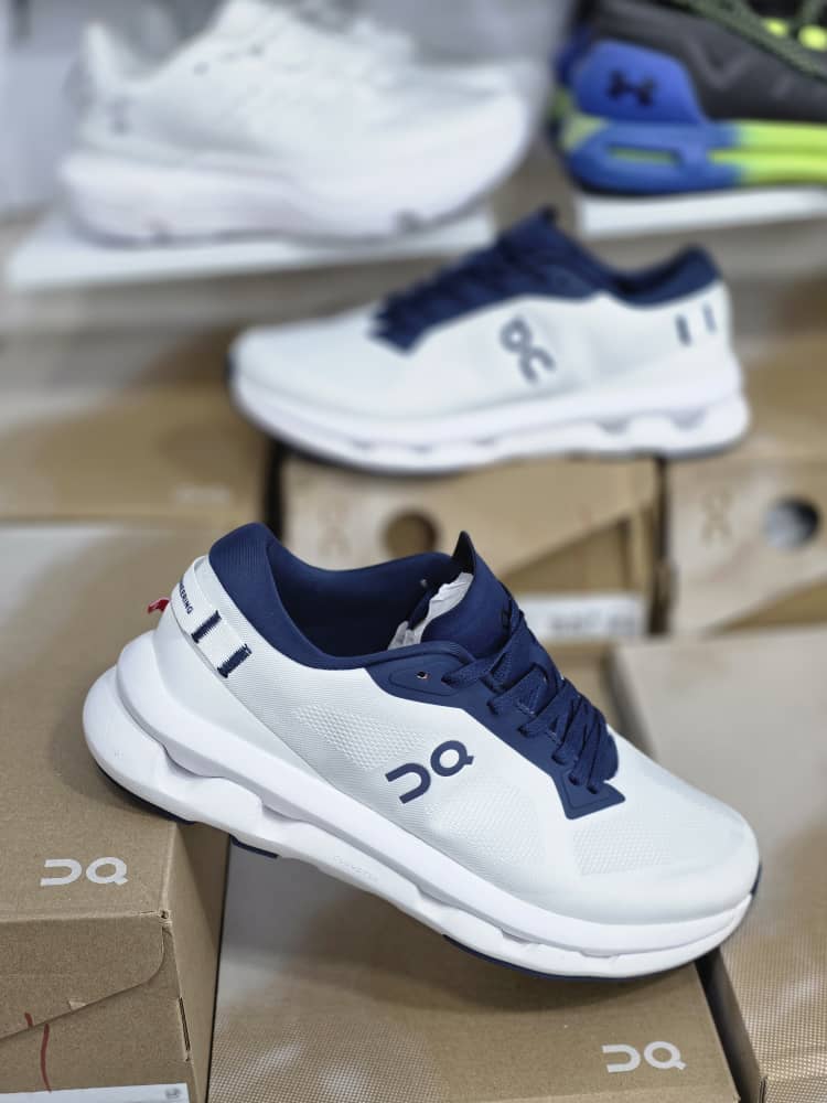 کتونی آن رانینگ کیوسی کلودزون مسترکوالیتی/On Running QC Cloudzone/سایز 40 الی 45/فروش عمده و تک