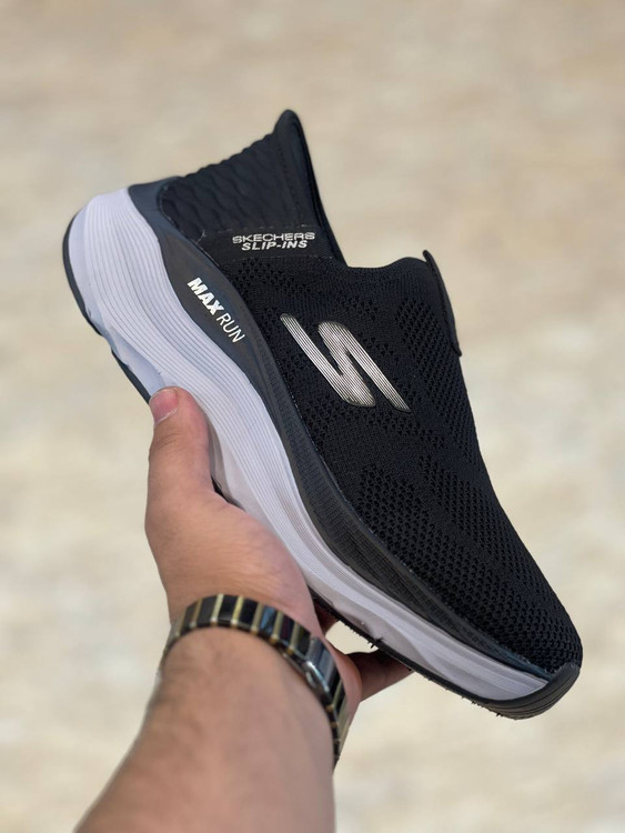 کتونی اسکیچرز بدون بند Max Run Slip-ins: راحتی و کارایی برای سبک زندگی فعال شما