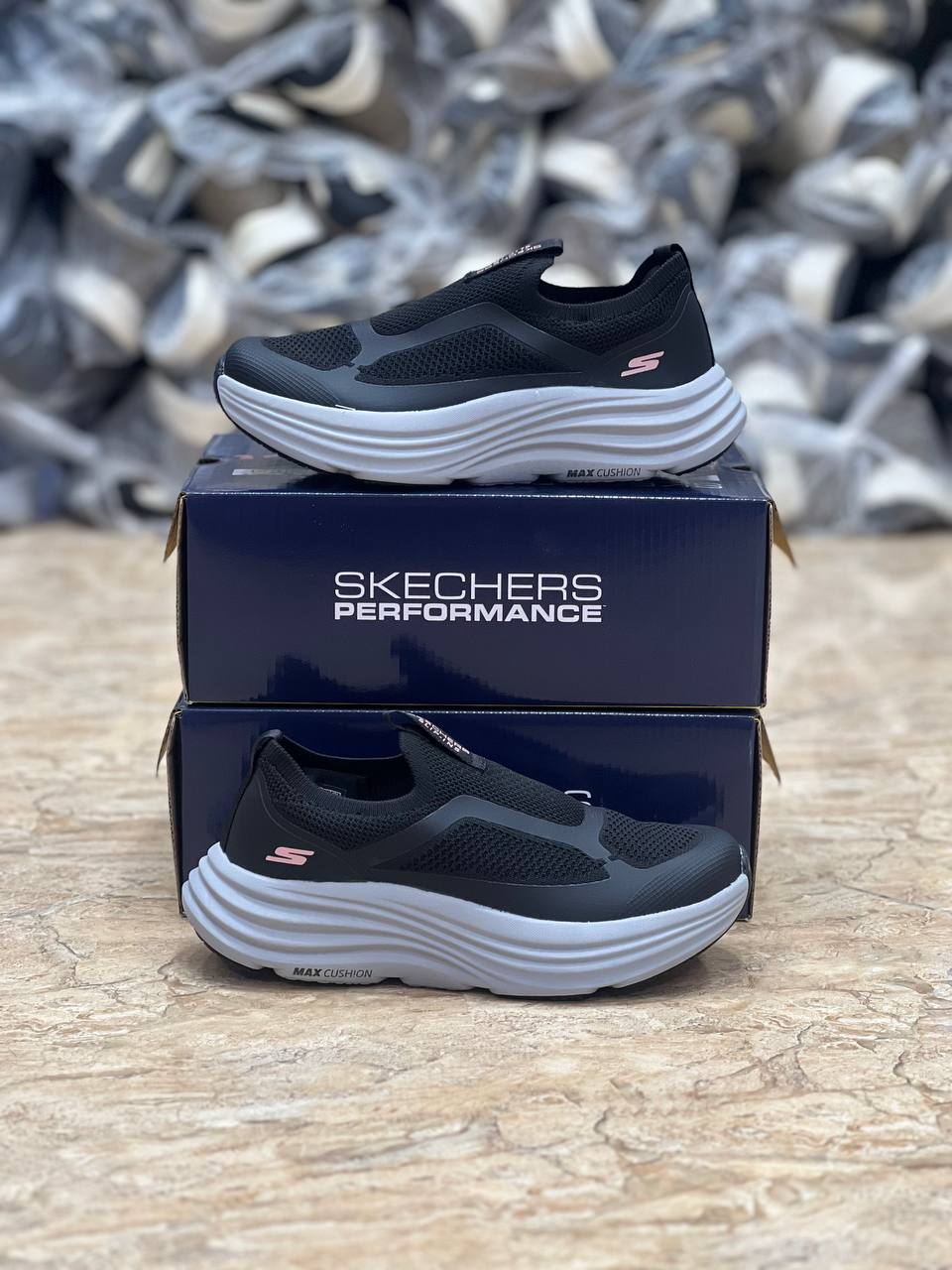 کتونی اسکیچرز بدون بند | سایز 40 الی 45 | Skechers Max Cushion کپی