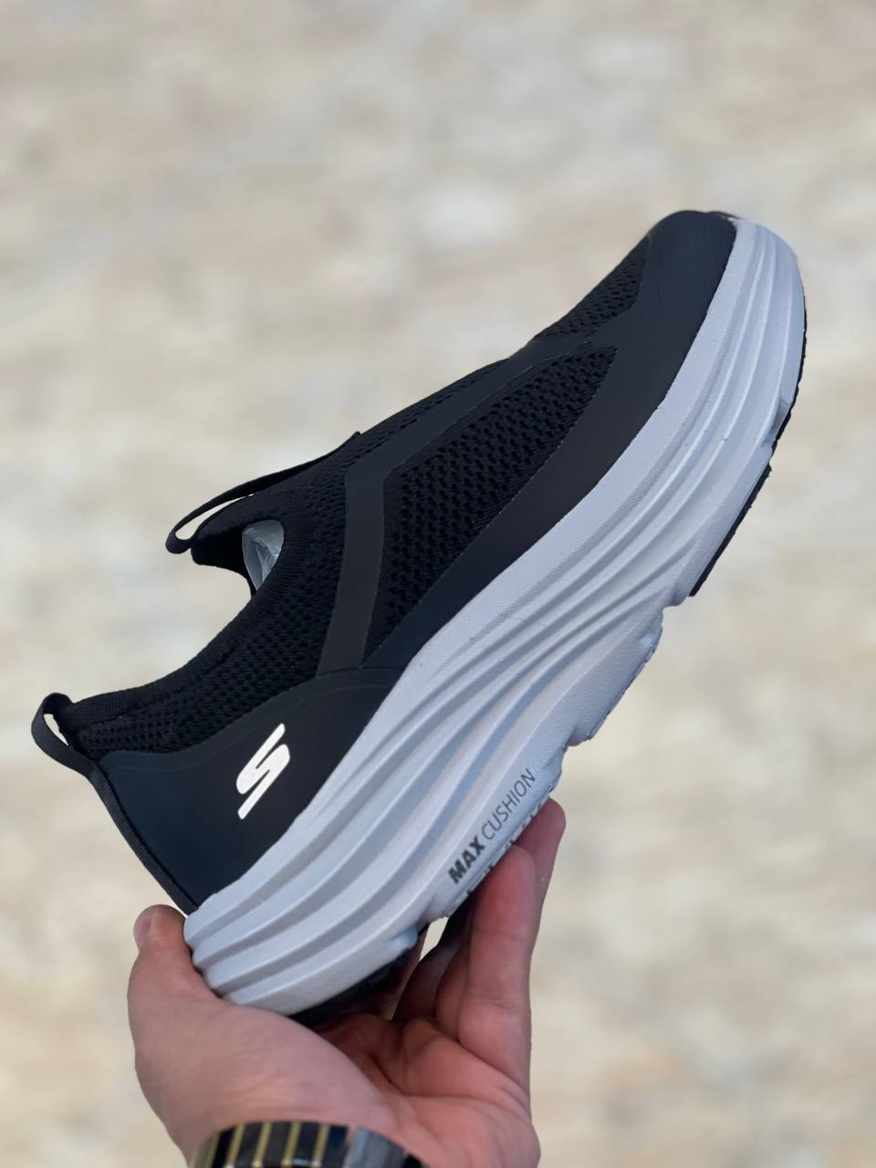 کتونی اسکیچرز بدون بند | سایز 40 الی 45 | Skechers Max Cushion کپی