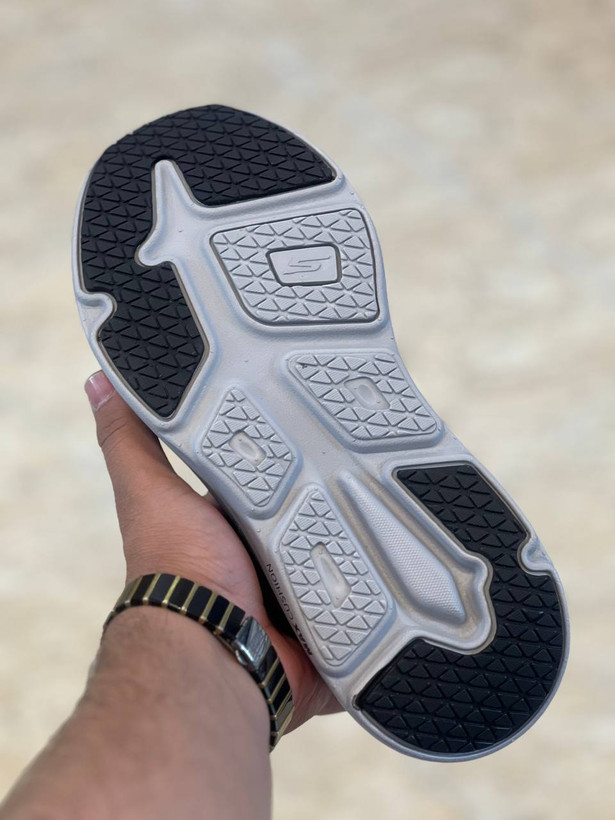 کتونی اسکیچرز بدون بند | سایز 40 الی 45 | Skechers Max Cushion کپی
