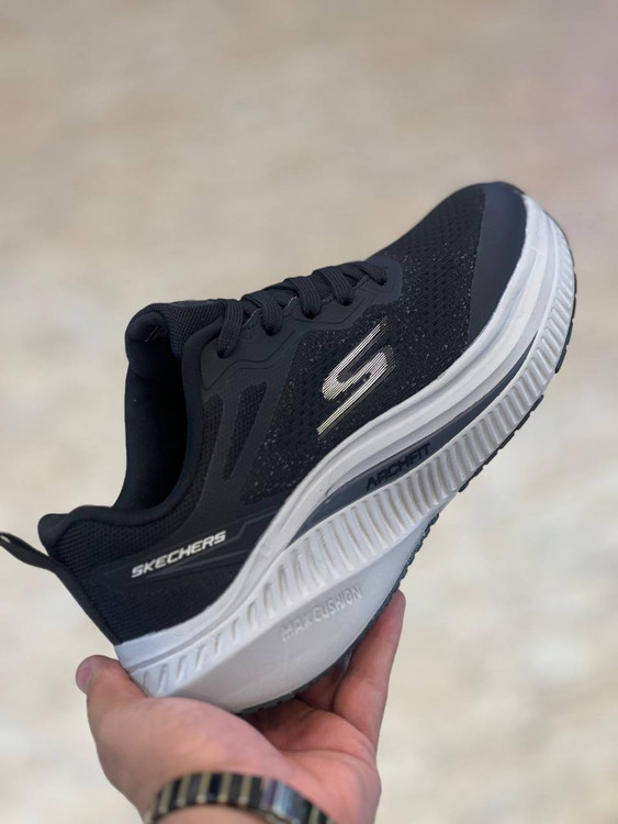 کتانی اسکیچرز وارداتی Skechers Go Run Arch Fit (سایز ۴۰ تا ۴۵)