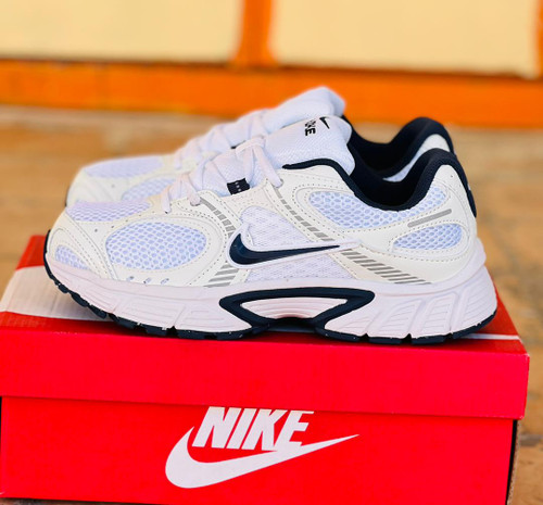 کتونی نایک V5 RNR مسترکوالیتی / سایز 38 الی 45 / Nike V5 RNR / فروش عمده و تک