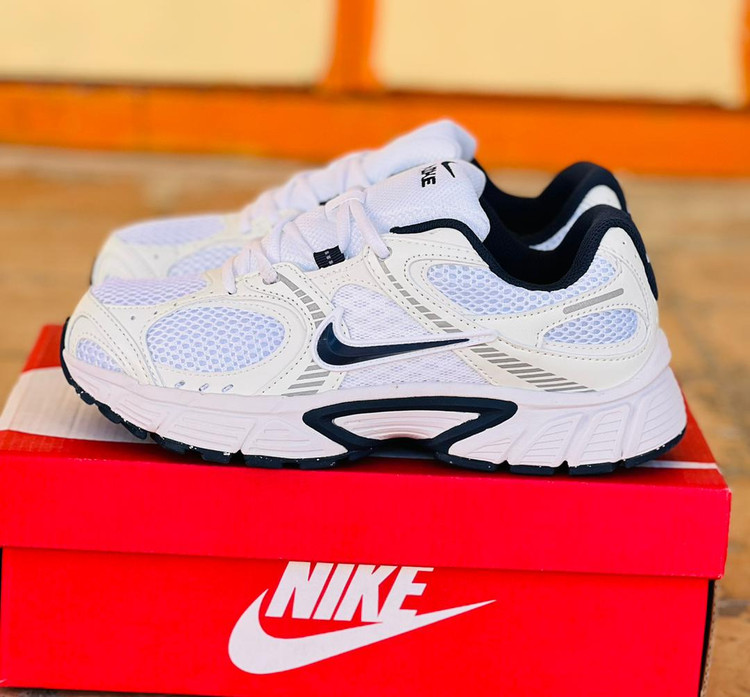 کتونی نایک V5 RNR مسترکوالیتی / سایز 38 الی 45 / Nike V5 RNR / فروش عمده و تک