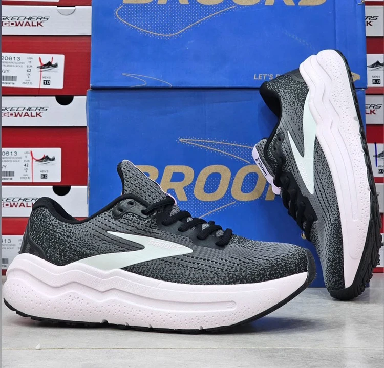 کتونی بروکس گاست مکس 2 /Brooks Ghost Max 2/سایز 40 تا 45/فروش عمده و تک