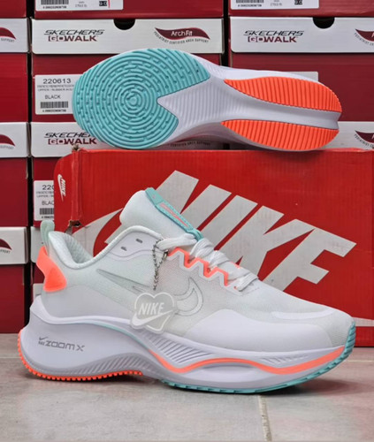 کتونی نایک زوم مسترکوالیتی / سایز 37 الی 40 / Nike Zoomx / فروش عمده و تک