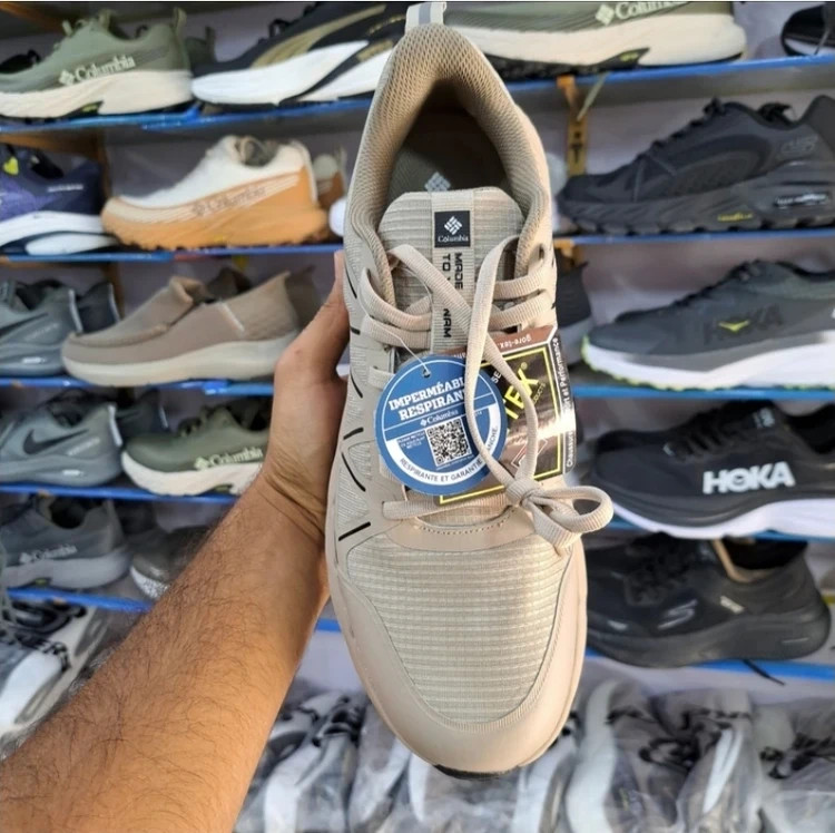 کتونی طبیعت گردی کلمبیا ضدآب/سایز 40 الی 45/Columbia GORE-TEX/ فروش عمده و تک