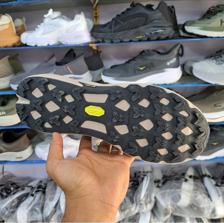 کتونی طبیعت گردی کلمبیا ضدآب/سایز 40 الی 45/Columbia GORE-TEX/ فروش عمده و تک