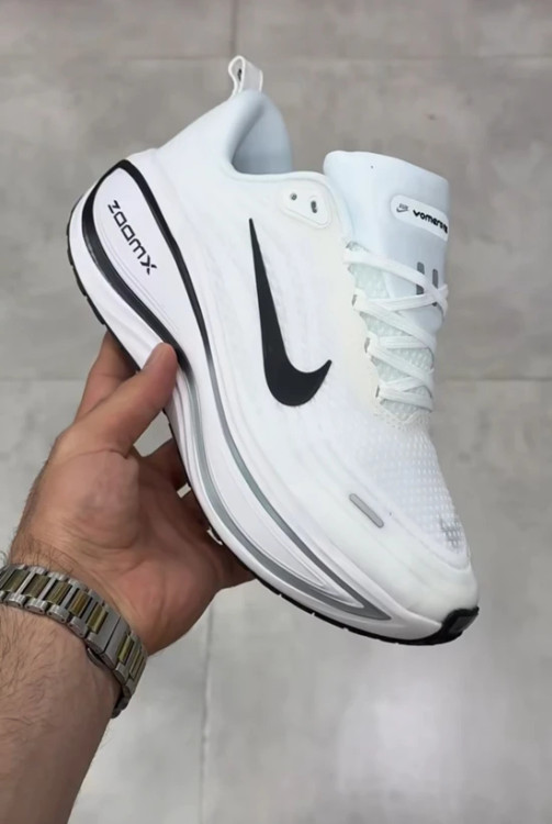 کتونی نایک ایر زوم ومرو پلاس مسترکوالیتی /سایز 40 الی 45/ Nike Air Zoom Vomero Plus/ فروش عمده و تک