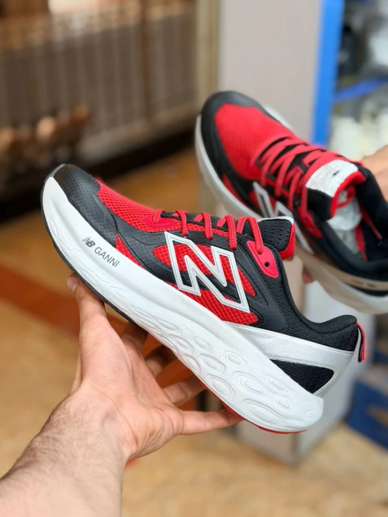 کتونی نیوبالانس فرش فوم /New Balance Fresh Foam/سایز 40 الی 45/فروش عمده و تک