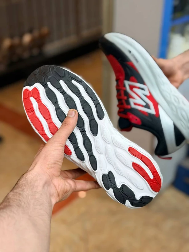 کتونی نیوبالانس فرش فوم /New Balance Fresh Foam/سایز 40 الی 45/فروش عمده و تک