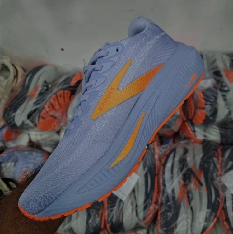 کتونی بروکس گاست 17 مسترکوالیتی /Brooks Ghost 17/سایز 40 الی 45/فروش عمده و تک