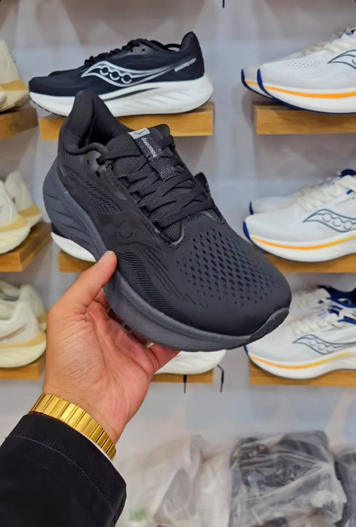 کتونی ساکونی راید 18 مسترکوالیتی/سایز ۴۰ الی ۴۵/ Saucony Ride 18 / فروش عمده و تک